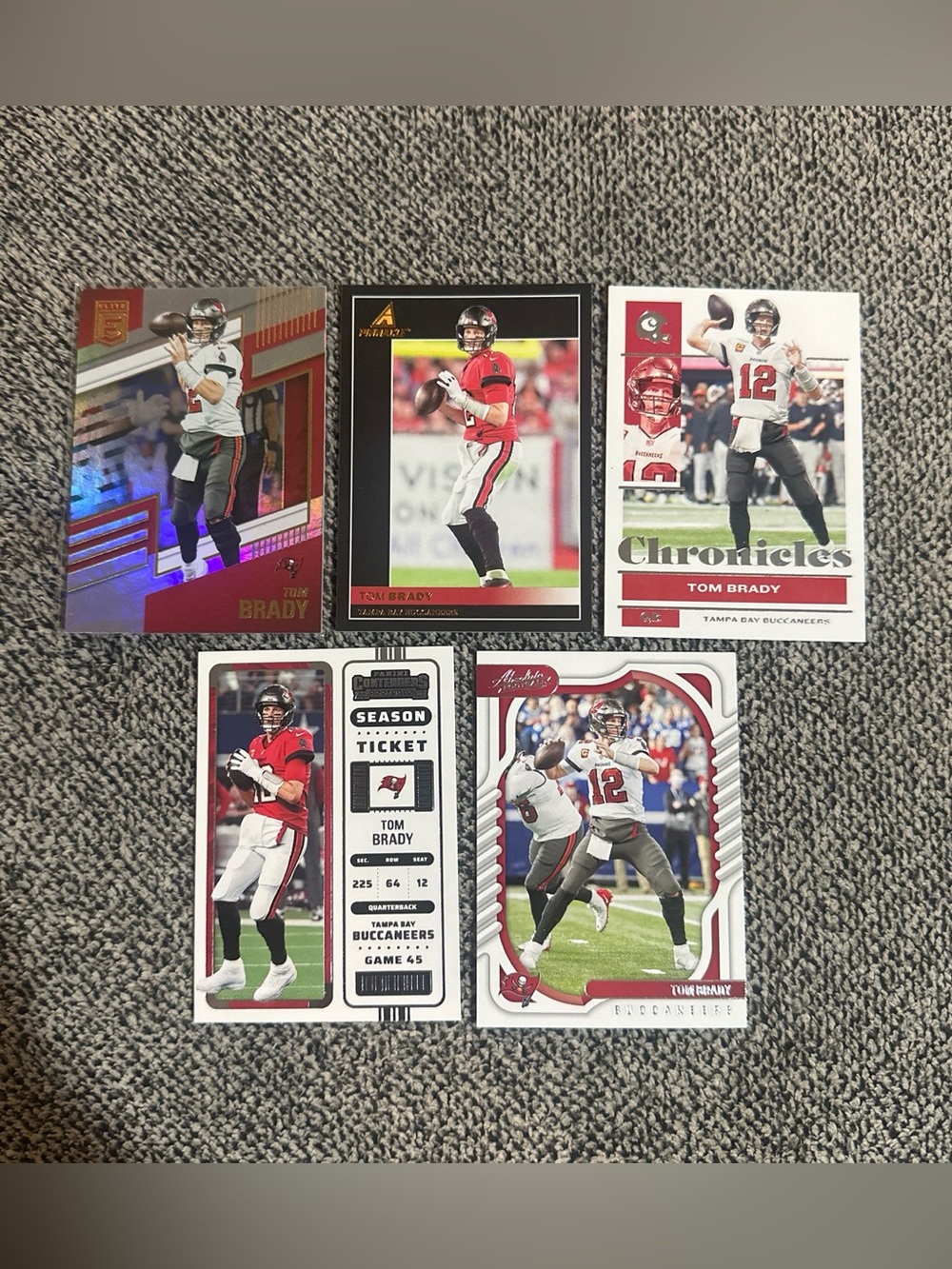 Buccaneers Tom Brady Lot (5)